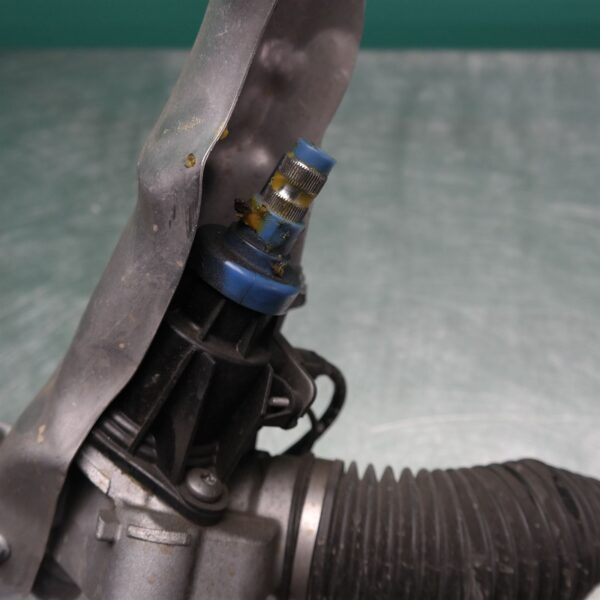 STEERING BOX/RACK G01 (842) *32-12*