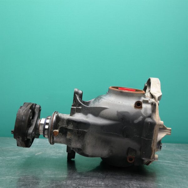 DIFFERENTIAL CENTRE G01 Rear (048) *33-05*