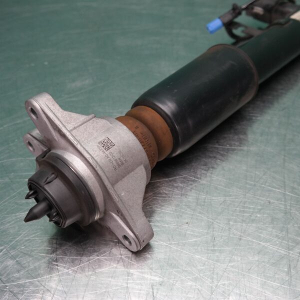 LEFT REAR STRUT G20 (063) *33-45*