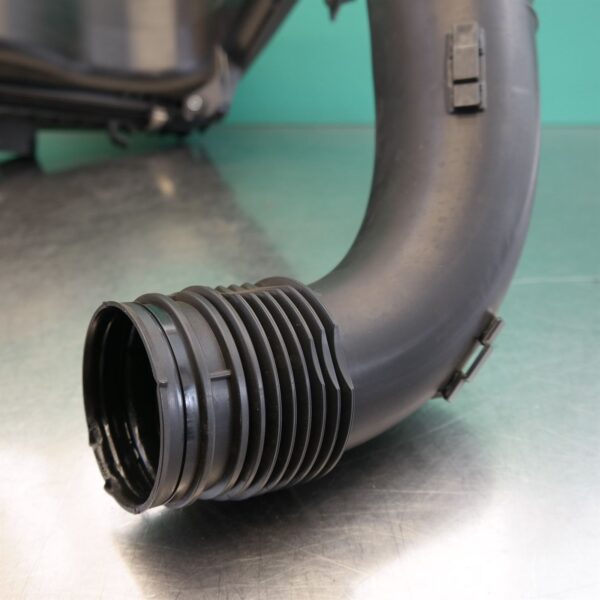 AIR CLEANER/BOX F16 (869) *13-20*