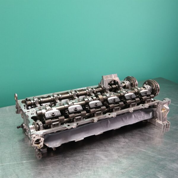 CYLINDER HEAD F F22 (779) *11-15* P6