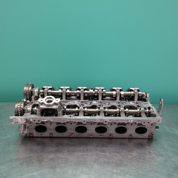 CYLINDER HEAD F F22 (779) *11-15* P6