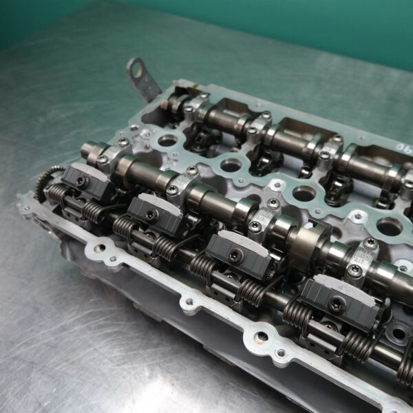 CYLINDER HEAD F F22 (779) *11-15* P6