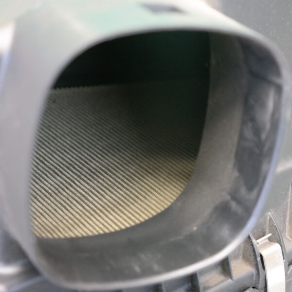 AIR CLEANER/BOX E84 (280) *13-20*