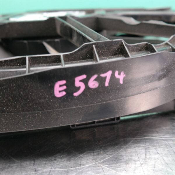 FAN E84 (109) *17-05*