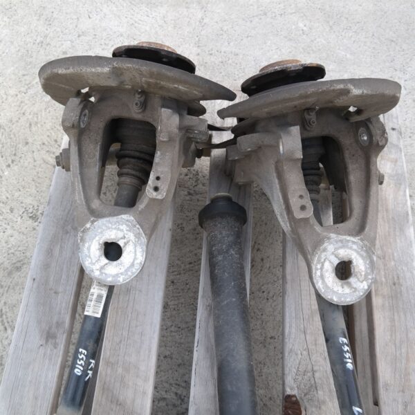 DIFFERENTIAL CENTRE E70 Rear (914) *33-05* 3.15 Towing