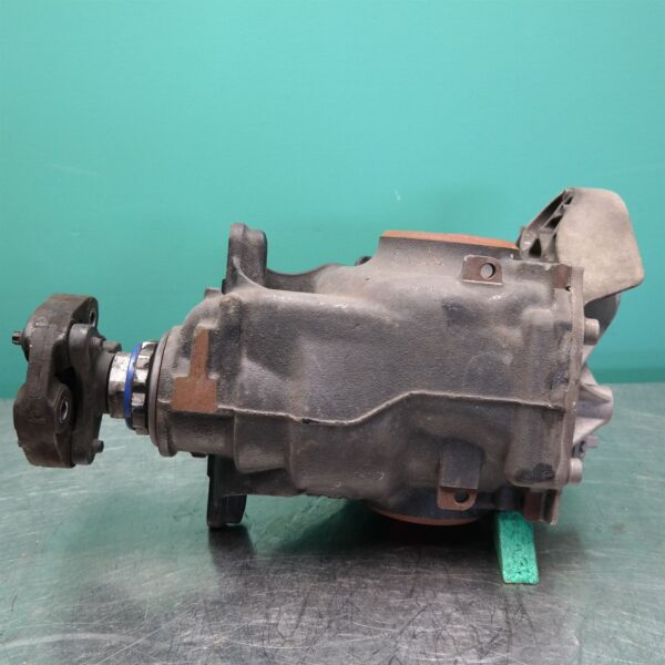 DIFFERENTIAL CENTRE F30 (748) *33-05* 3.15 Ratio P4