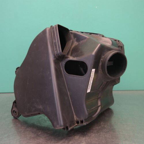 AIR CLEANER/BOX E87 (547) *13-20*