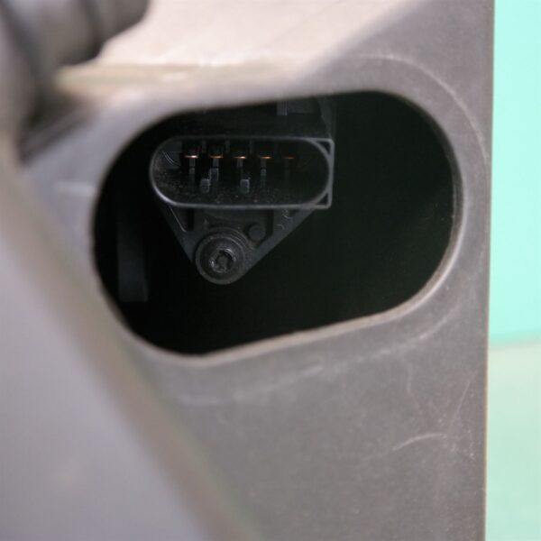 SAMSUNG CSC AIR CLEANER/BOX E87 (547) *13-20*