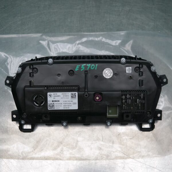 INSTRUMENT CLUSTER AUTO T/M, F40, HATCH, 05/19