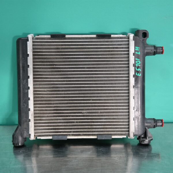 RADIATOR F40 (565) *17-05* Small type LH/RH