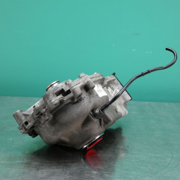 DIFFERENTIAL CENTRE E70 Front (004) *31-15* 4.44