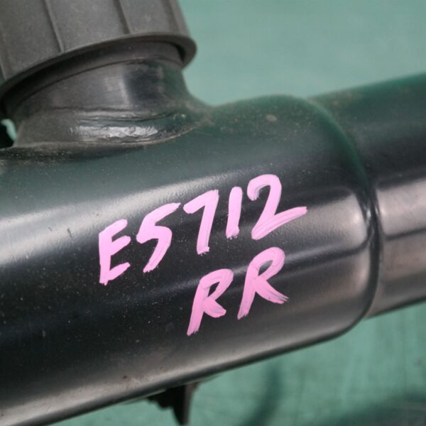 RIGHT REAR STRUT G05 (024) *33-45*