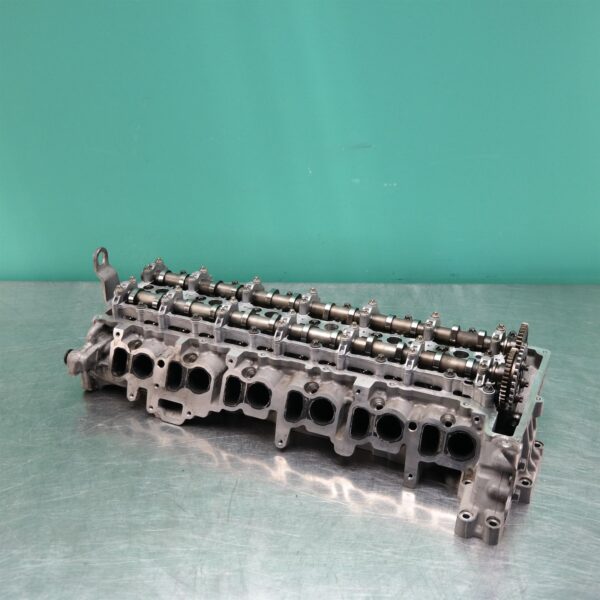 CYLINDER HEAD F15 (561) *11-15* D6