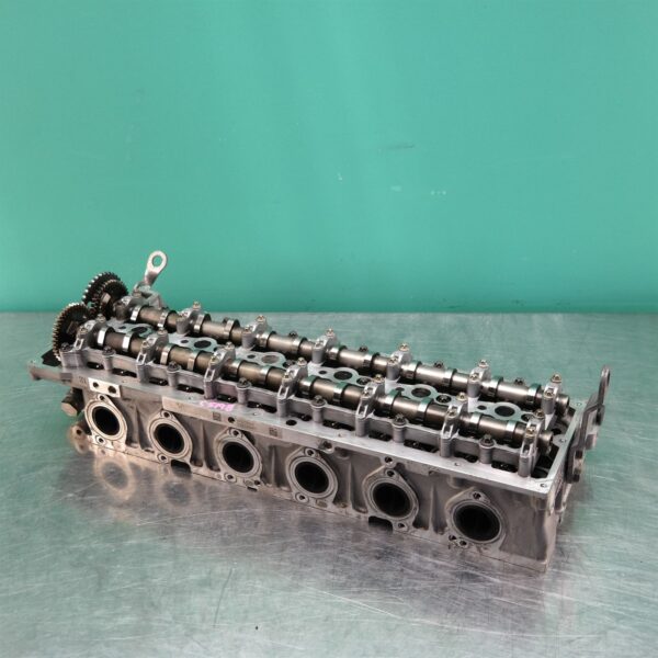 CYLINDER HEAD F15 (561) *11-15* D6