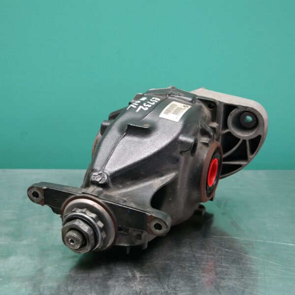 DIFFERENTIAL CENTRE F25 Rear (006) *33-05* 3.08 Ratio