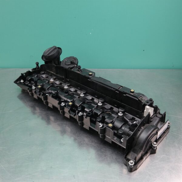ROCKER COVER F15 (181) *11-15* 6D