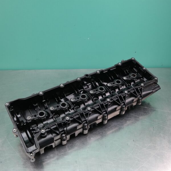 ROCKER COVER F15 (181) *11-15* 6D