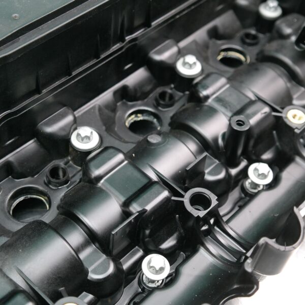 ROCKER COVER F15 (181) *11-15* 6D