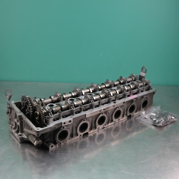 CYLINDER HEAD F25 (927) *11-15* D6