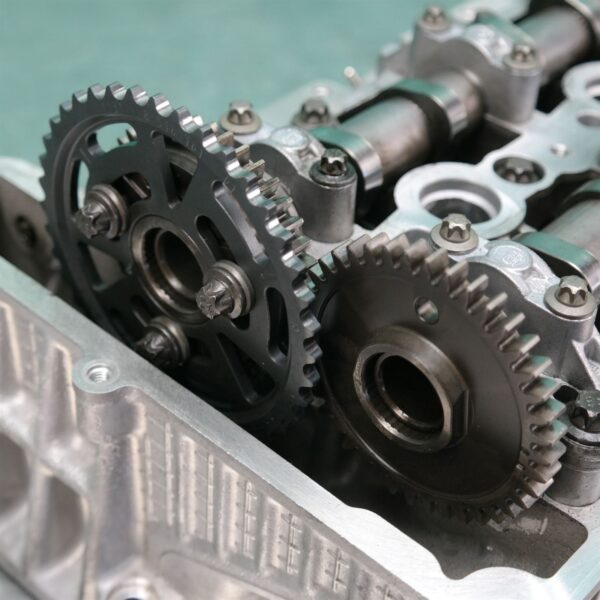 CYLINDER HEAD G01 (709) *11-15* D4