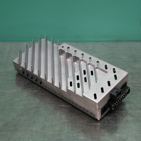 STEREO/HEAD UNIT F30 # Amplifier # (186) *65-25* HARMAN KARDON