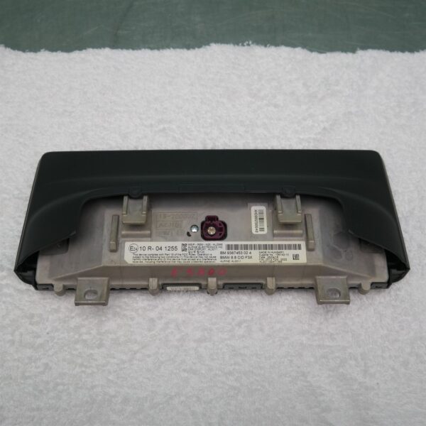 STEREO/HEAD UNIT F32 # Display Screen # 8.8 INCH (453) *65-45*