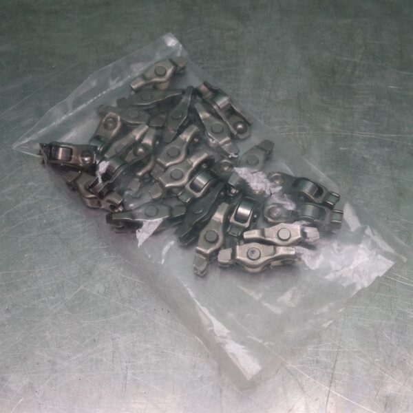 CYLINDER HEAD F15 (927) *11-15* D6