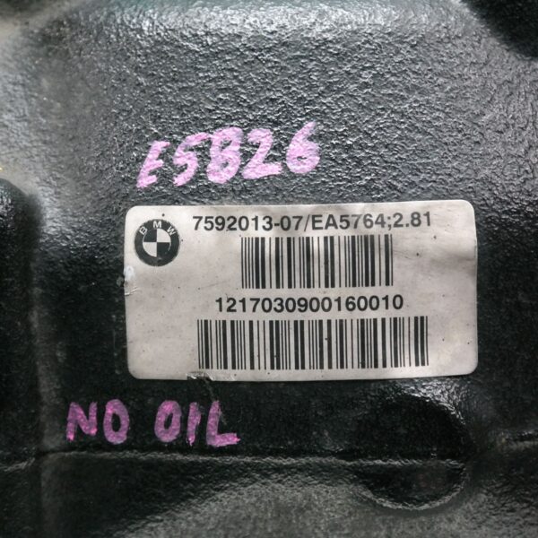 DIFFERENTIAL CENTRE F25 Rear (014) *33-05* 2.81 (D6)