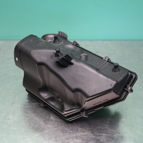 AIR CLEANER/BOX G05 (086) *13-20* 1-4 RH