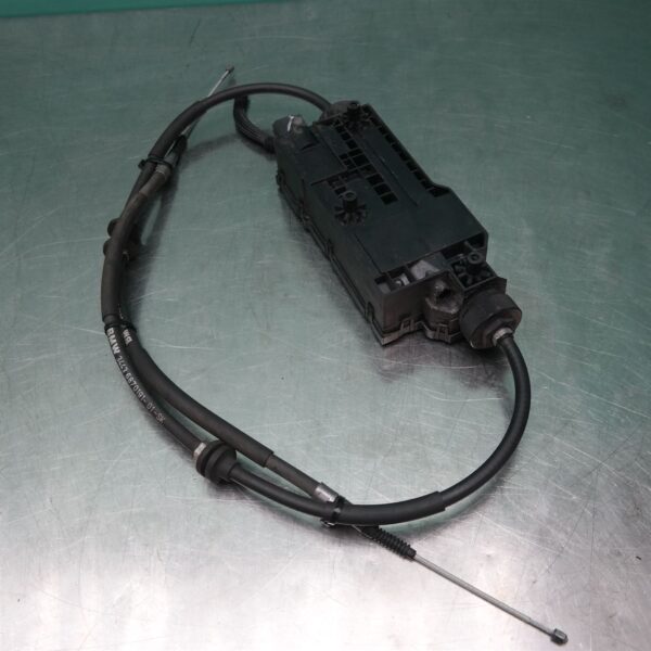 HANDBRAKE ACTUATOR F15 (007) *34-30*