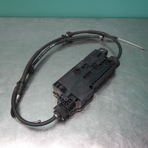 HANDBRAKE ACTUATOR F15 (007) *34-30*