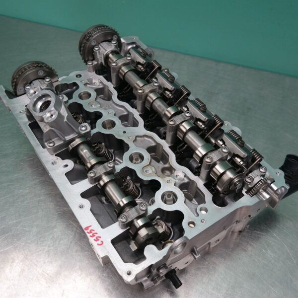 CYLINDER HEAD F30 (778) *11-15* P4