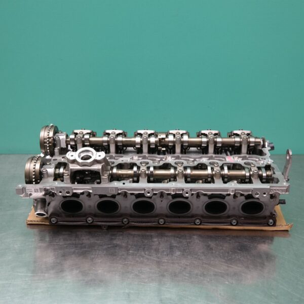 CYLINDER HEAD F F22 (779) *11-15* P6