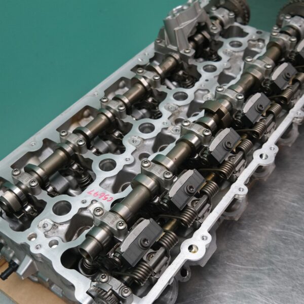 CYLINDER HEAD F F22 (779) *11-15* P6
