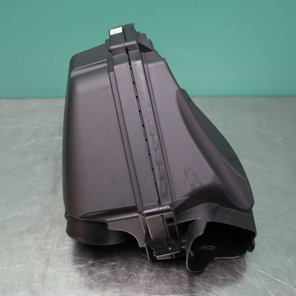 SAMSUNG CSC AIR CLEANER/BOX G20 (806) *13-20* M4 LH