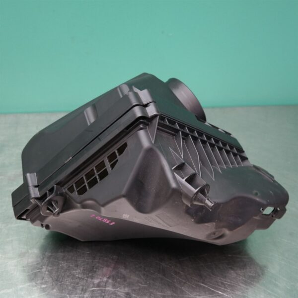 SAMSUNG CSC AIR CLEANER/BOX G20 (806) *13-20* M4 LH