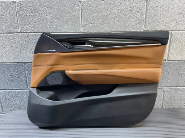 s-l1600 (1) 2018-2019 BMW 640i GT Front Right Door Card Panel Cover Leather OEM