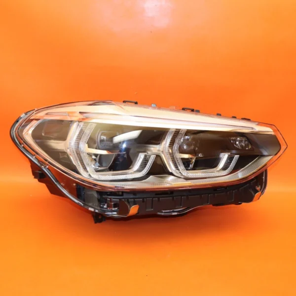 BMW X3 X4 HEADLIGHT RIGHT PASSENGER 2018 2019 2020 2021 ADAPTIVE LED 8496828 OEM