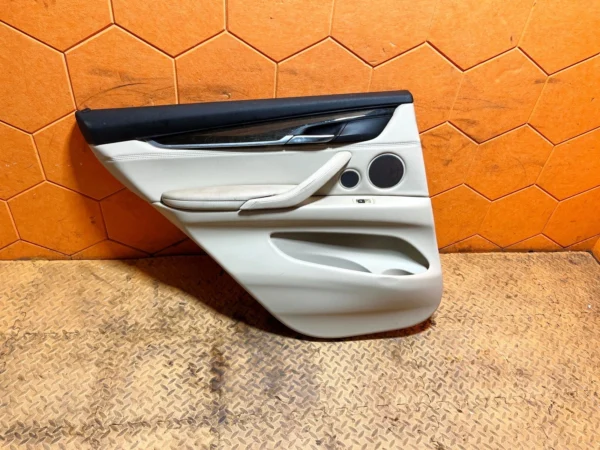 14-18 BMW X5 F15 REAR LEFT LH DRIVER SIDE DOOR INTERIOR DOOR PANEL TRIM OEM