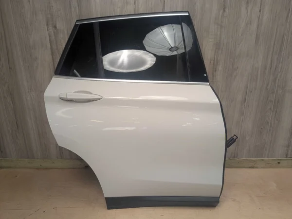 s-l1600 16-22 OEM BMW F48 X1 28i 28iX Rear Right Passenger Door Shell Panel White