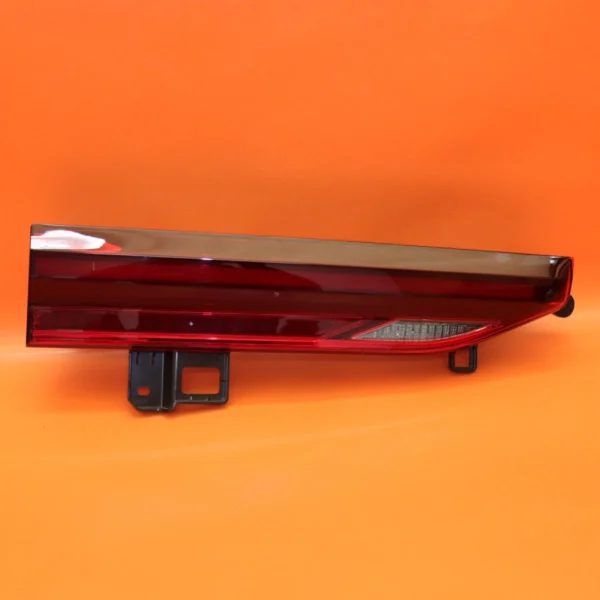 BMW X6 TAIL LIGHT TAIL GATE LEFT DRIVER LED 2019 2020 2021 2022 2023 63217932347