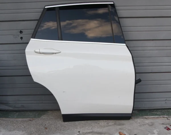 s-l960 (1) 2016-2022 BMW X1 Right Passenger Rear Door Complete OEM White F48