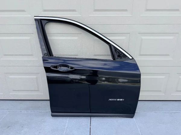 s-l960 (1) 2016-2022 BMW X1 F48 Front Right Side Door Shell Panel OEM