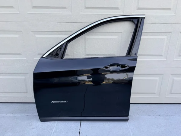 s-l960 (1) 2016 - 2022 BMW X1 F48 Front Left Side Door Shell Panel OEM