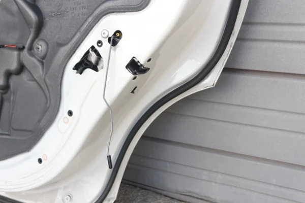 s-l960 (10) 2016-2022 BMW X1 Right Passenger Rear Door Complete OEM White F48