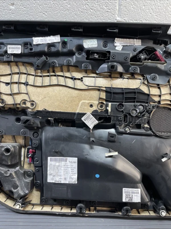 s-l960 (10) 2018-2019 BMW 640i GT Front Right Door Card Panel Cover Leather OEM