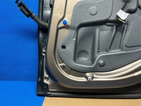 s-l960 (10) 2016 - 2022 BMW X1 F48 REAR RIGHT PASSENGER SIDE DOOR SHELL PANEL BROWN OEM