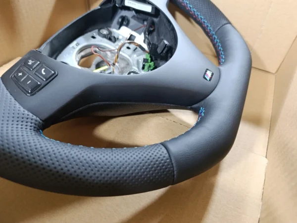 s-l960 (10) OEM BMW M Sport Steering Wheel Nappa FLAT E90 E91 E92 E93 M3 E82 E81 E87 E88
