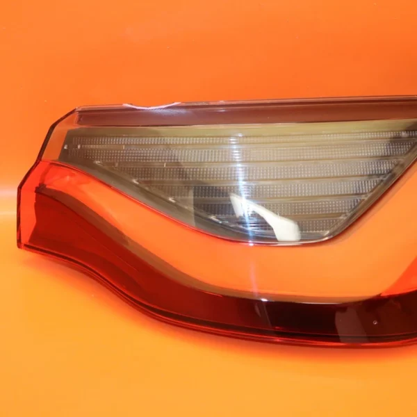 BMW M4 I4 430 TAIL LIGHT RIGHT PASSENGER 2021 2022 2023 2024 2025 63217477606
